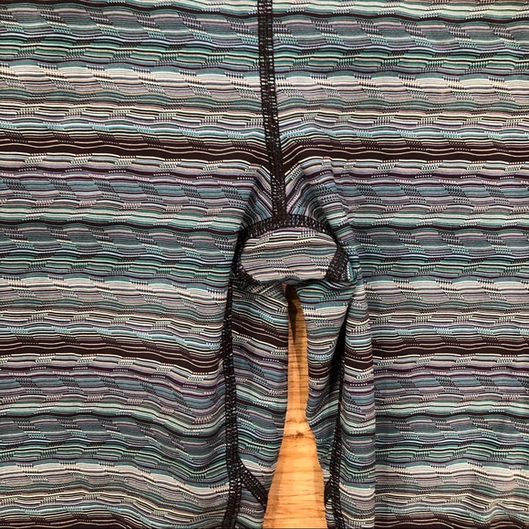 Lululemon Pace Rival Crop Space Dye Blue Size 4 - Picture 8 of 8